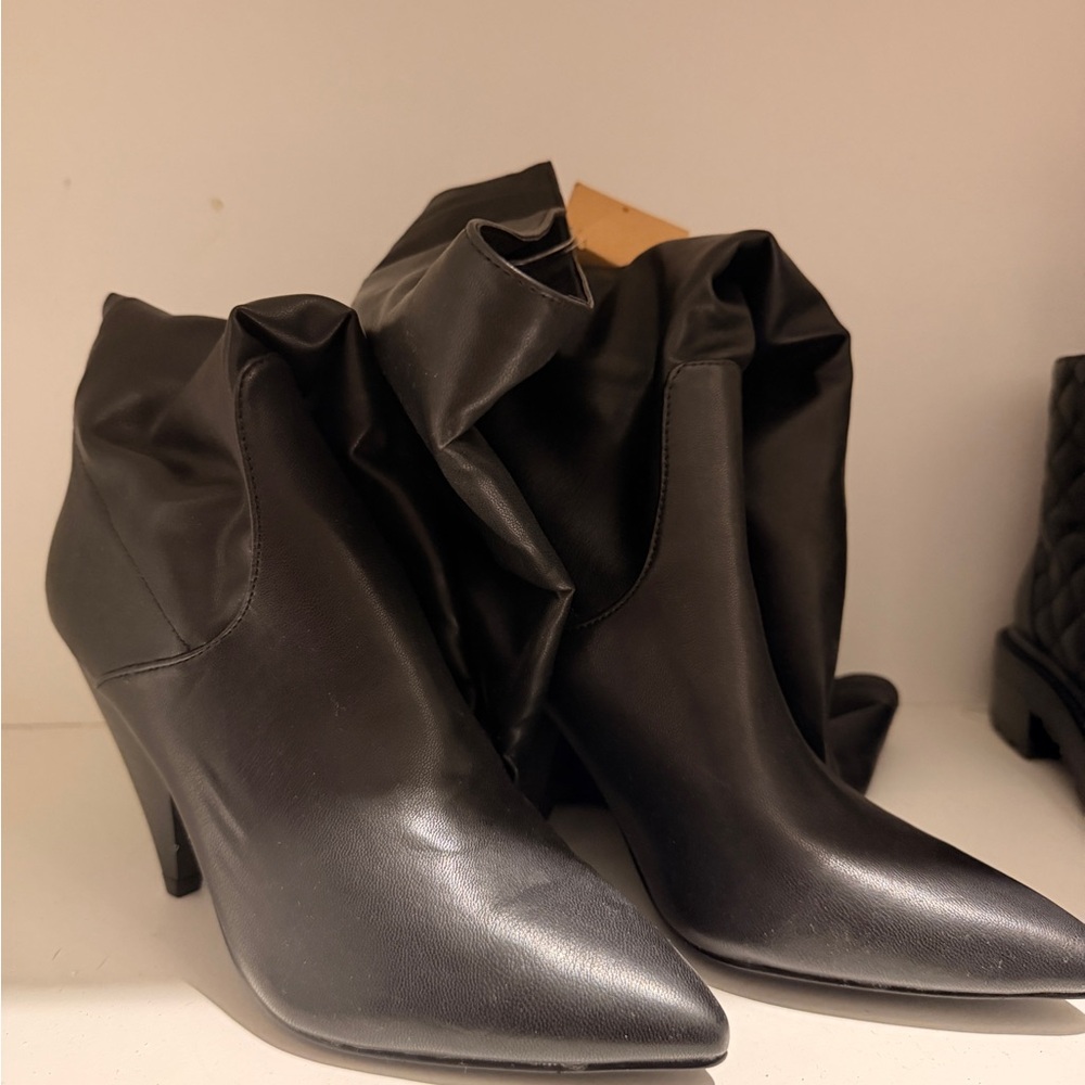 Black Women's Pointed Toe Slouch Ankle Boots